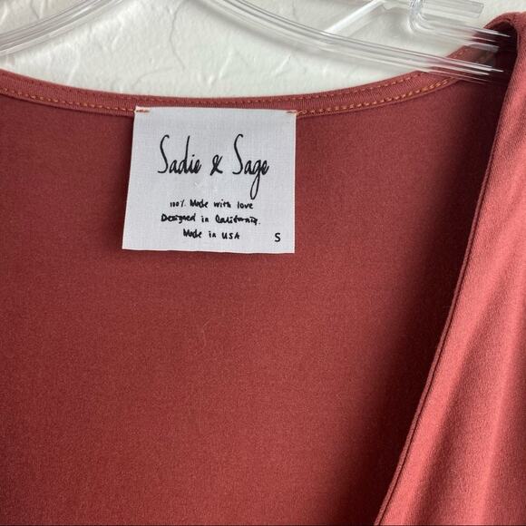 Sadie & Sage Copper Rust Surplice Faux Wrap Midi Dress Small S New NWT - Picture 3 of 7
